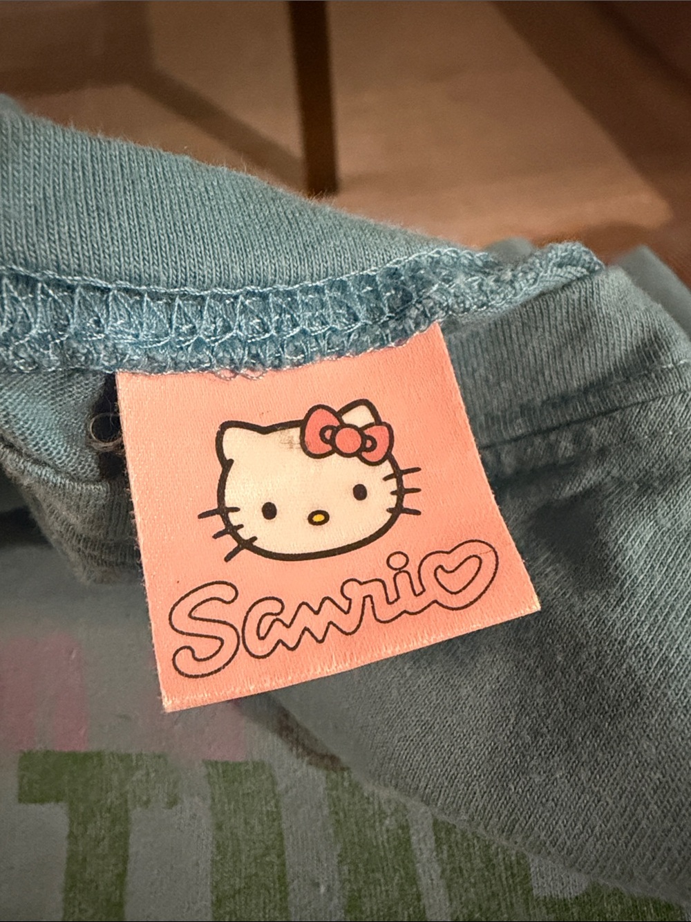 Vintage Sanrio Hello Kitty “I’m on a Natural High” Shirt Size - Picture 5 of 5